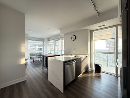 For Lease - 4130 Parkside Village Drive Unit# 1810, Mississauga, Ontario - Photo 5