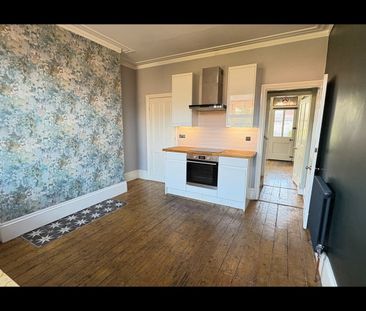 3 Bed Terraced House, Parkfield Mount, LS11 - Photo 6