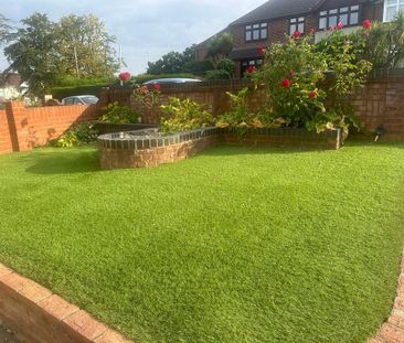 1 bedroom in a house share to rent - Photo 3