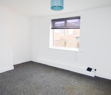 2 bed house to rent in Derwent Street, Houghton Le Spring, DH5 - Photo 1