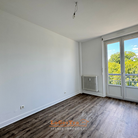 Location Appartement 2 pièces 41m² VITTEL 88800 - Photo 3