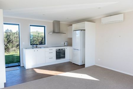 Tranquil Countryside Living - Photo 2