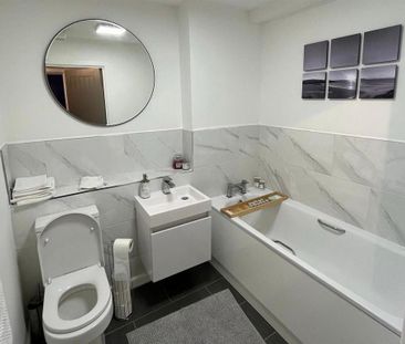 2 bedroom apartment to rent - Photo 5