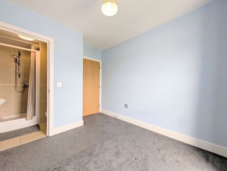 To Let – The Anchorage, Kingsway, Southport Town Centre, PR8 – Two Bedroom Third Floor Apt - Photo 5