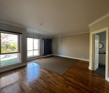 Neat & Tidy Family Home - Photo 2