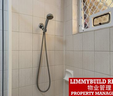 FOUR BEDROOM FAMILY HOME. - Photo 6
