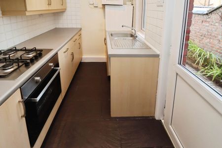 Trafalgar Drive, Bebington - Photo 5