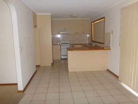 6 Birchman Court - Photo 5