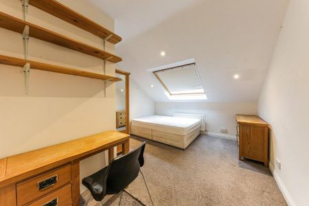 6 bedroom house to rent - Photo 4