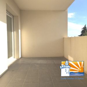 Location Appartement 2 pièces 38m² ST CYPRIEN 66750 - Photo 3