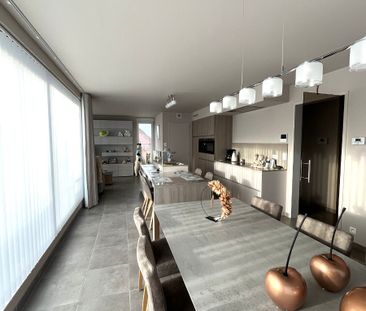 Prachtige penthouse in centrum Zwevezele met 2 slaapkamers! - Foto 3