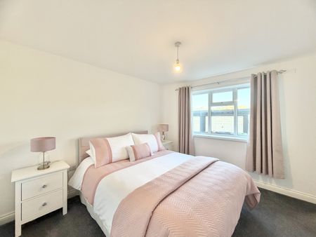 3 Bedroom Bungalow for Rent - Photo 4