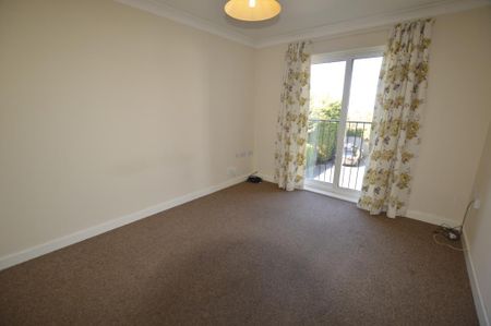 2 bedroom apartment to rent - Photo 2