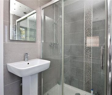 Blackwell Avenue, Guildford, Surrey, GU2 8LU - Photo 4