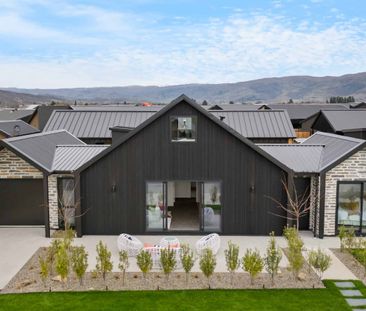 Spacious Family Home in Wooing Tree Estate - Photo 5