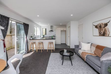 198A Helston Road, Paparangi - Photo 5