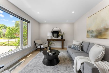 For Lease - 96 Allenby Avenue Unit# Main, Toronto, Ontario - Photo 3