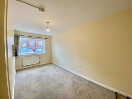 Britannia Gate, Bedford, MK42 - Photo 4