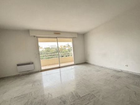 Location Appartement 2 pièces 51m² NICE 06200 - Photo 5