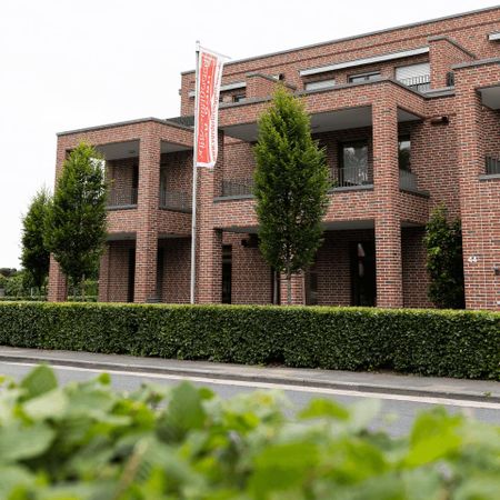 Einzigartige 4 Zimmer Obergeschosswohnung - Photo 2