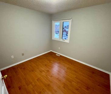 For Lease - 9 Upwood Place, Brampton, Ontario - Photo 5