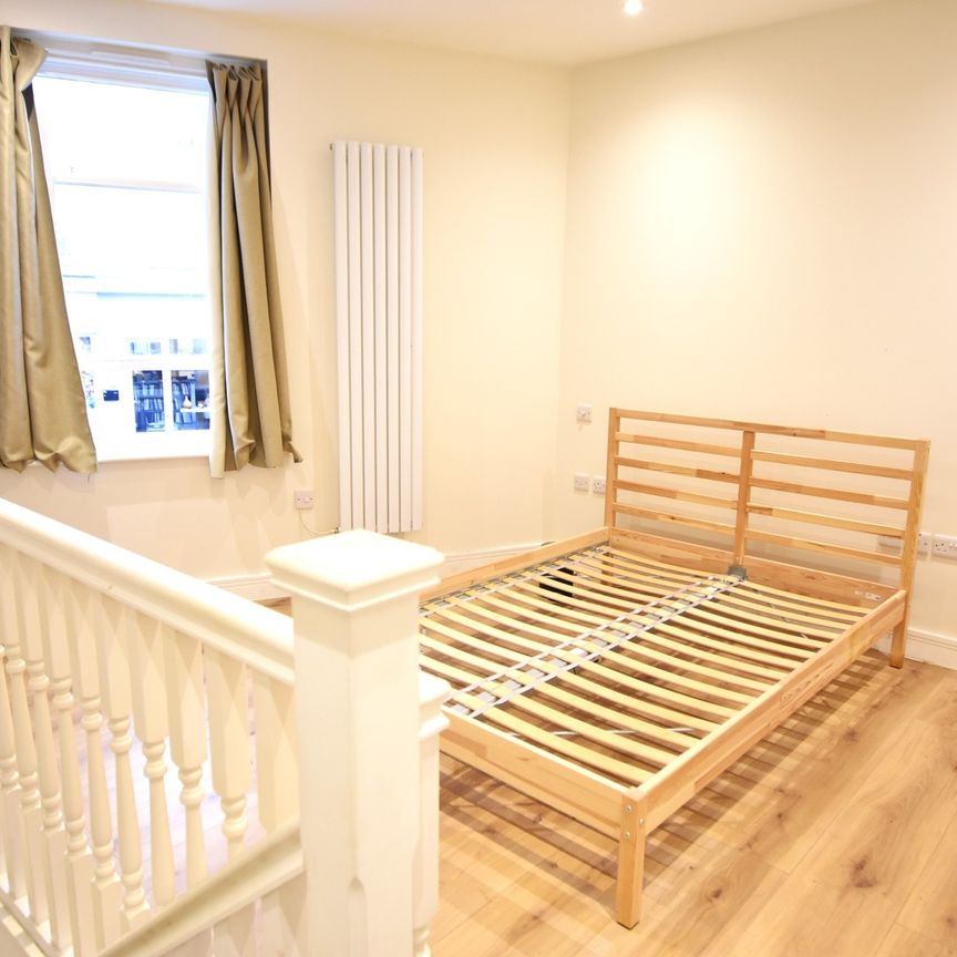 Ground Floor, Finchley Road, NW3, London - Photo 1