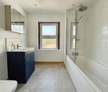 2 bedroom semi-detached house to rent - Photo 5