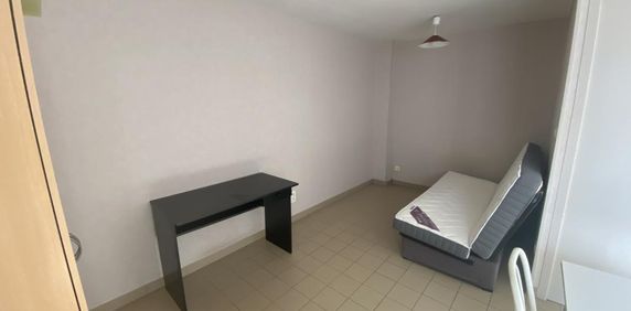 Location Appartement 1 pièce Meublé 20m² LE CREUSOT 71200 - Photo 2