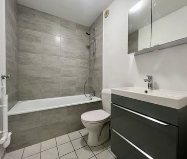 Location Appartement 2 pièces 32m² VELIZY VILLACOUBLAY 78140 - Photo 6