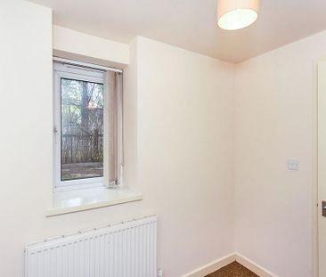 2 bedroom maisonette to rent - Photo 3