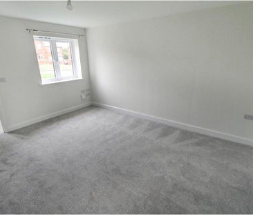 8, Lloyd Way, Ludlow - Photo 2