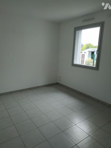 SULNIAC - REF L1392- Maison de plain pied de type 4 d'une surface de 91 m² composée d'une entré... - Photo 4