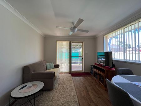 Neat & Tidy 3 Bedroom Home in Quiet Location - Photo 4