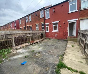 3 bedroom terraced house to rent - Photo 4