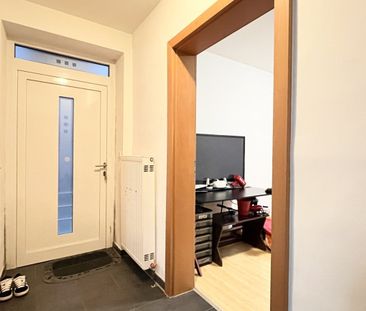 Helle 3-Zimmer Wohnung mit Vorgarten und Garage! - Foto 5