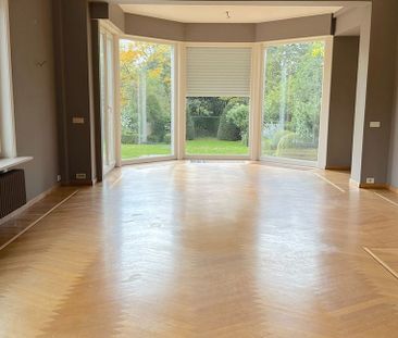 Woning te huur in Deinze voor € 2.150 met 6 slaapkamers - Foto 2