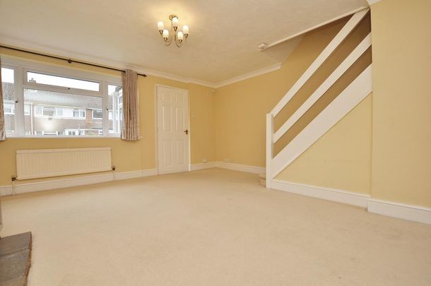 3 bedroom terraced house to rent - Photo 1