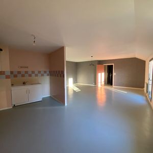 Location Appartement 2 pièces 69m² - Photo 3