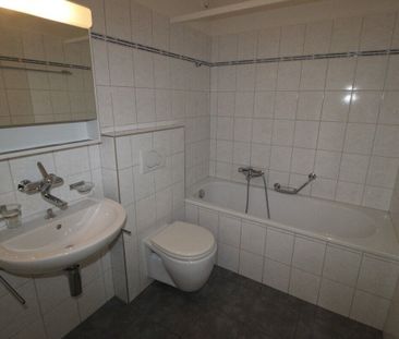 Spacious accommodation in beautiful green surroundings, without nei... - Foto 3