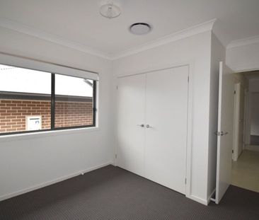 Modern home situated in great location - Photo 3