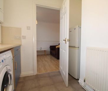 1 bedroom flat to rent - Photo 6