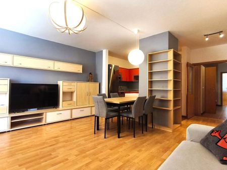 Pronájem bytu 3+kk 92 m2 - Fotografie 2