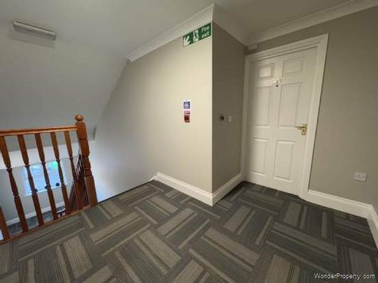 2 bedroom property to rent in Rochdale - Photo 1