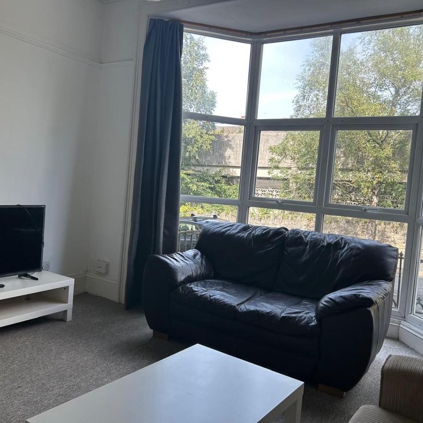 Napier Terrace, Flat 1, Plymouth - Photo 1