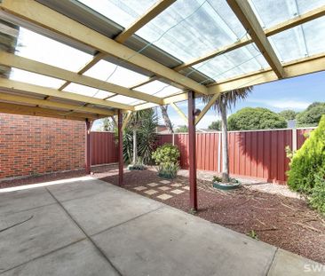 Three bedroom home in quiet location - Photo 5