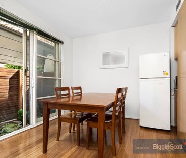 FANTASTIC 3 LEVEL TOWNHOUSE IN WELL MAINTAINED BLOCK, CENTRAL RICHM... - Photo 1