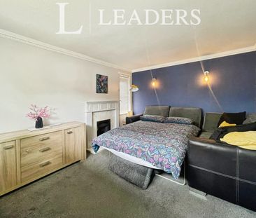 3 bedroom detached to rent Canterbury Grange, Bocking, CM7 - Photo 6