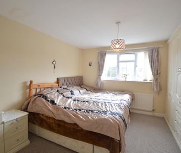 3 bedroom detached house to rent - Photo 2