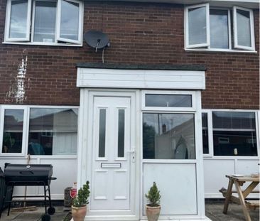 2 bed Terraced - To Let - Photo 1