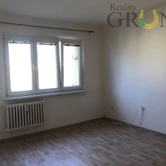 Pronájem bytu 2+1 54 m - Photo 1